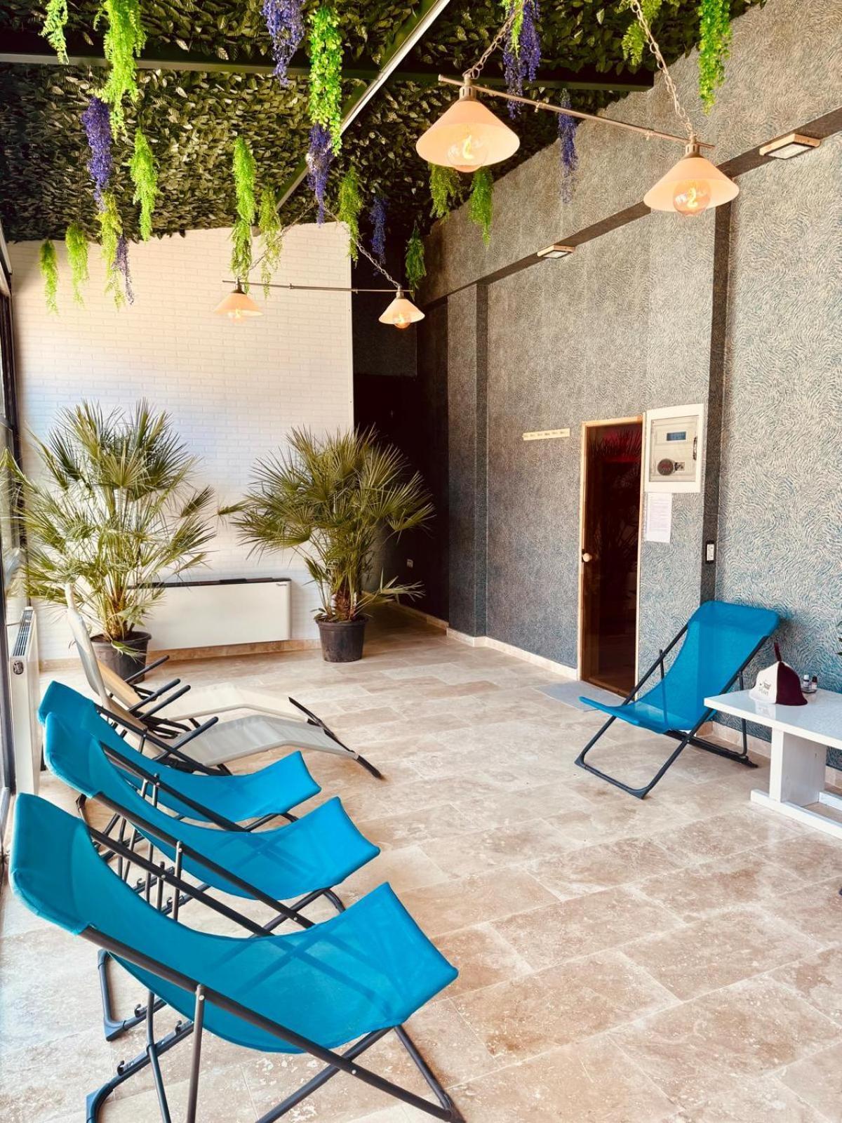 Km 0 Hotel